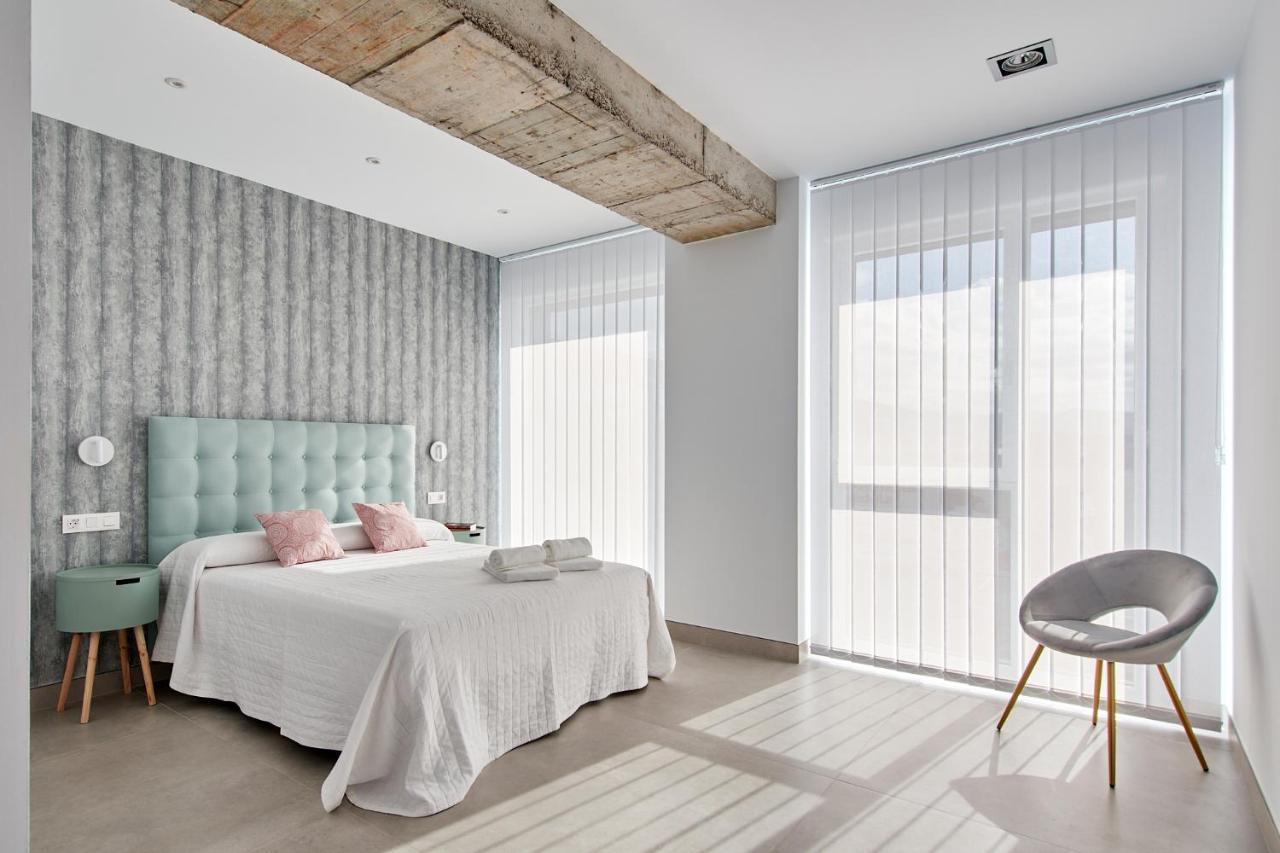 9 Nidos Centrica Suites - Nuevo Пласенсия Екстериор снимка