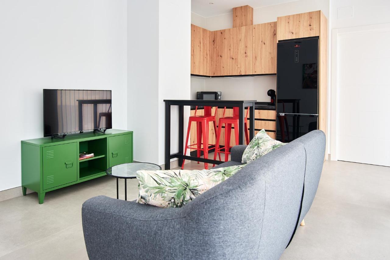 9 Nidos Centrica Suites - Nuevo Пласенсия Екстериор снимка