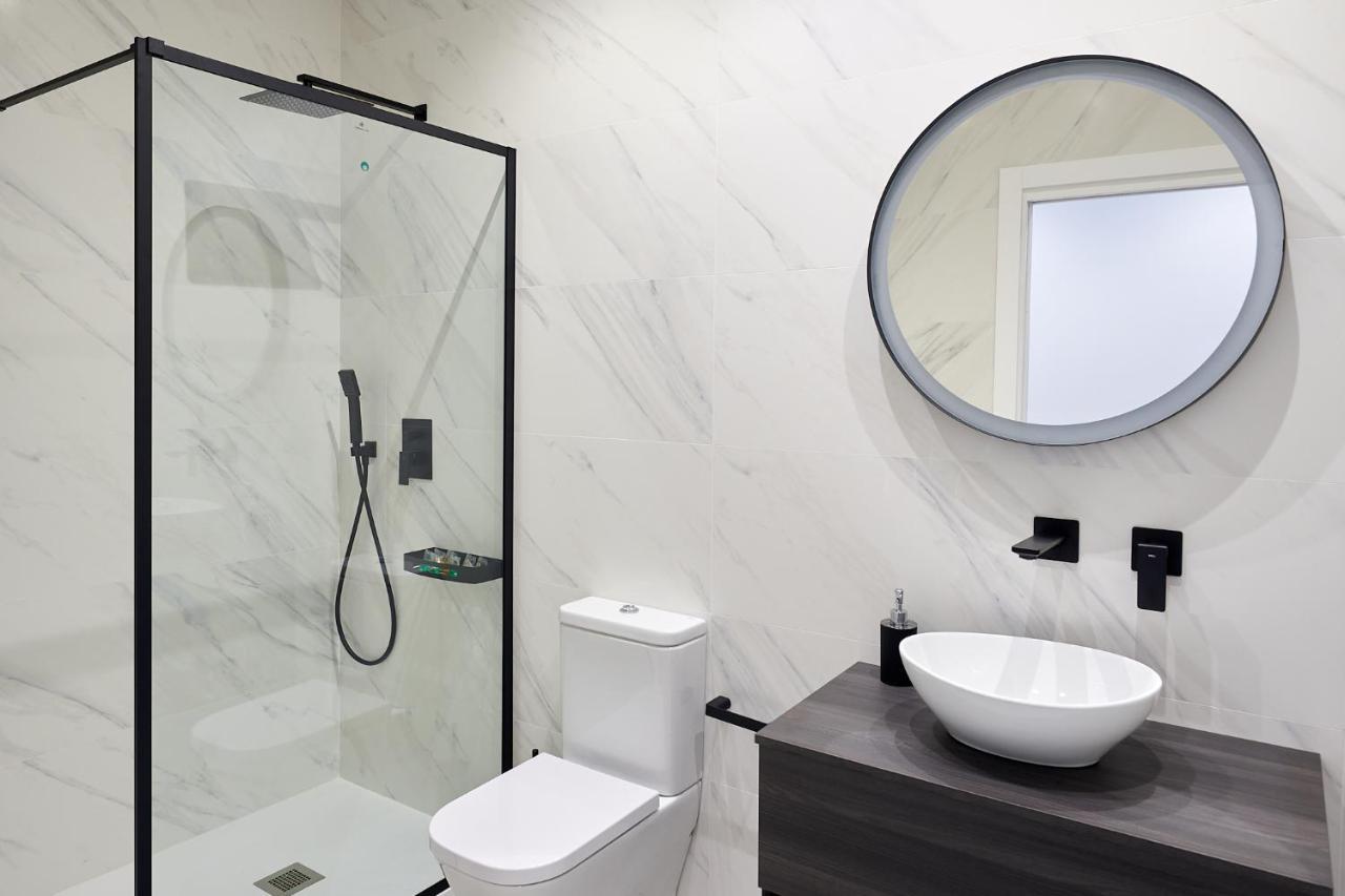 9 Nidos Centrica Suites - Nuevo Пласенсия Екстериор снимка