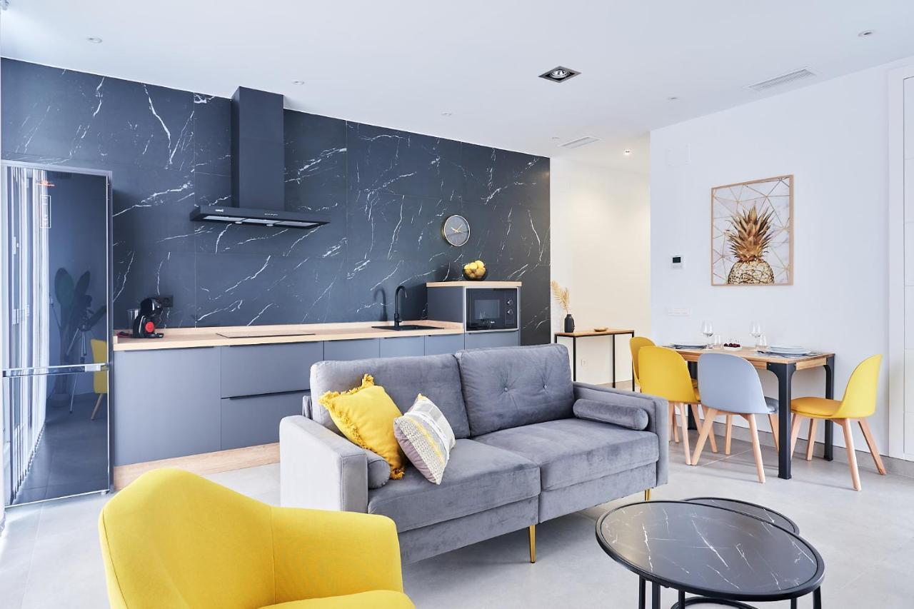 9 Nidos Centrica Suites - Nuevo Пласенсия Екстериор снимка