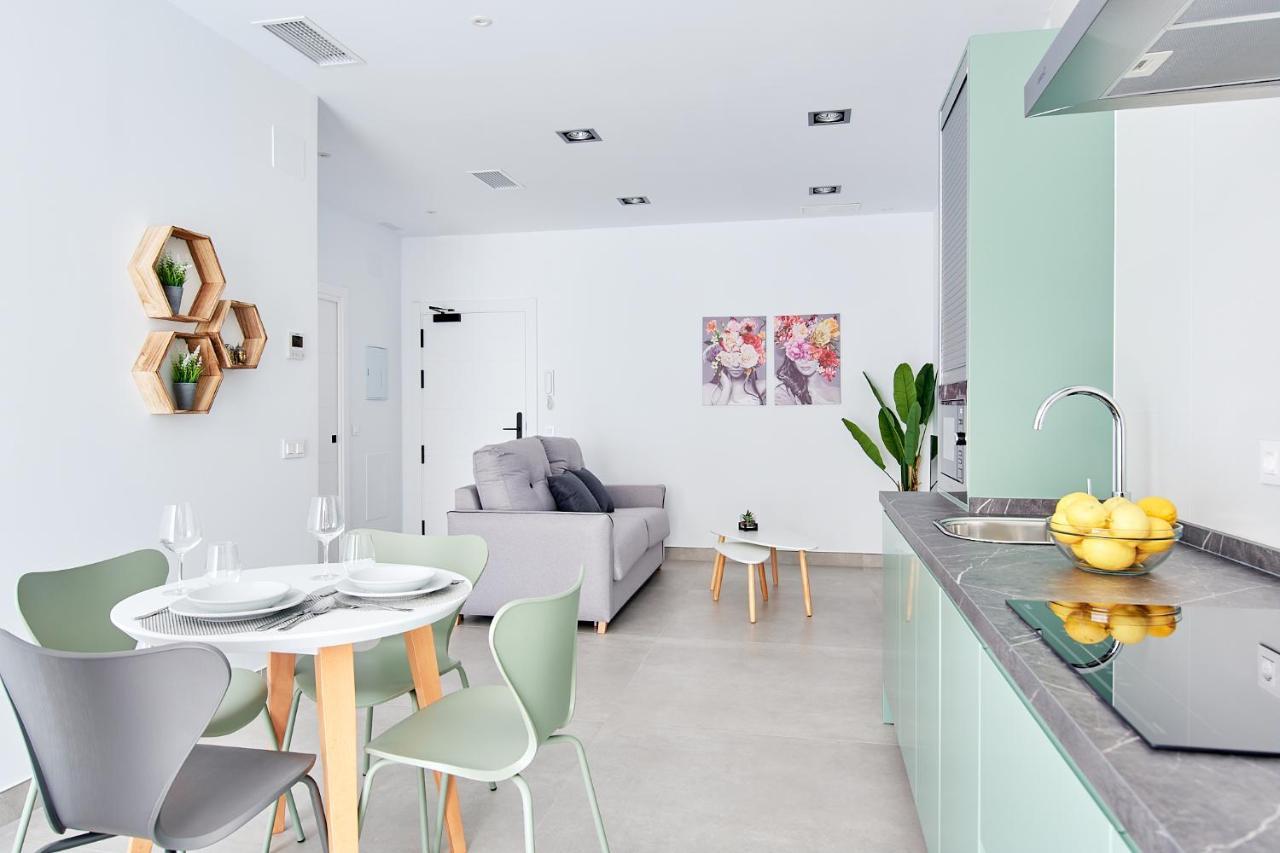 9 Nidos Centrica Suites - Nuevo Пласенсия Стая снимка