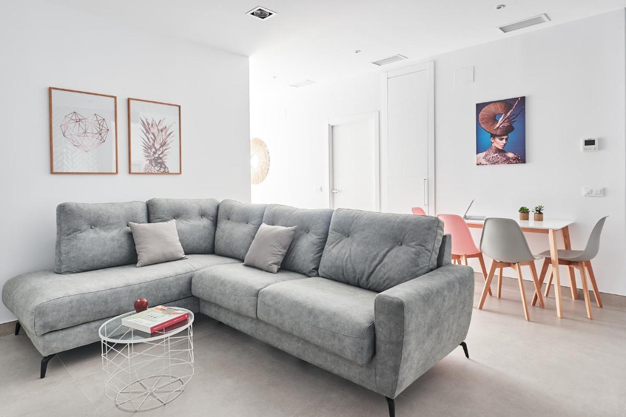 9 Nidos Centrica Suites - Nuevo Пласенсия Екстериор снимка